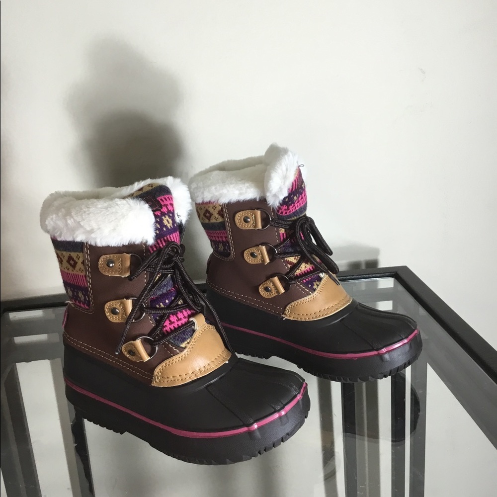 LONDON FOG Girls Tottenham Cold Weather Snow Boot